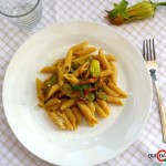 PENNETTE DI MAIS CON FIORI DI ZUCCA E MENTA