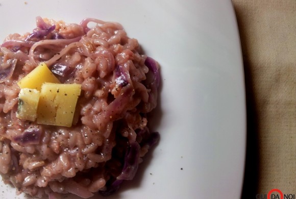 RISOTTO CON SALAMPATATA, CAVOLO ROSSO E FORMAGGIO BLU DI CAPRA