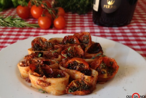 CALAMARATA CON TRIGLIE AL NERO DI TROIA