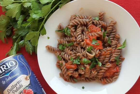 FUSILLI DI GRANO SARACENO CON SUGO DI ALICI