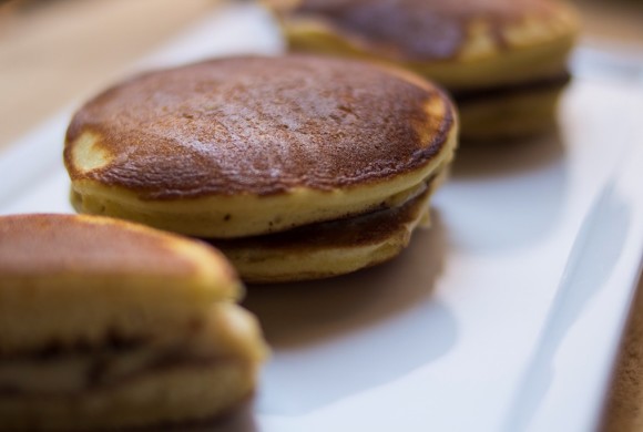 DORAYAKI IN BIANCO CON CREMA DOLCE ALLA SOIA