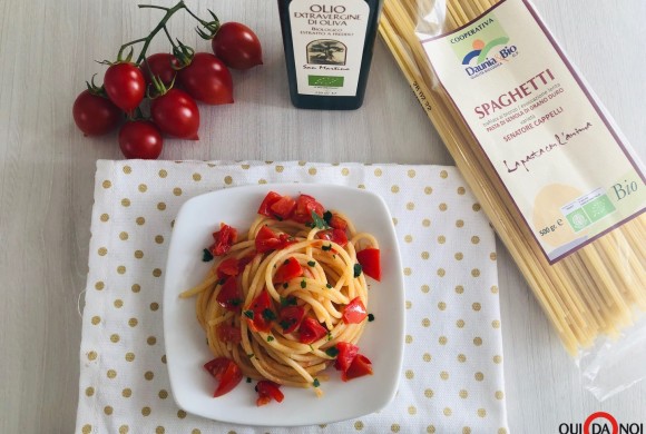 Spaghetti al pomodoro con colatura di alici