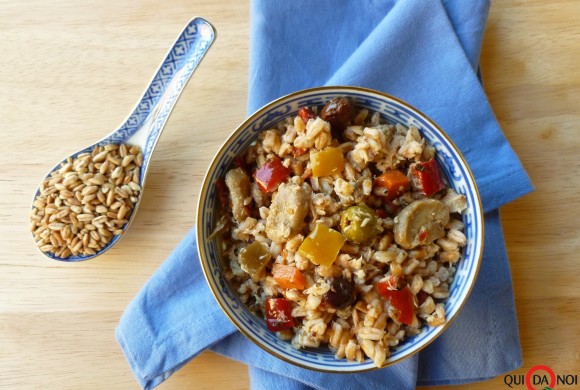 Insalata di farro, tonno e verdure