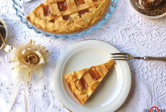 Crostata di confettura di albicocche