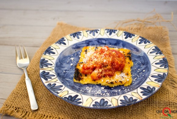 Crostini di polenta all’amatriciana