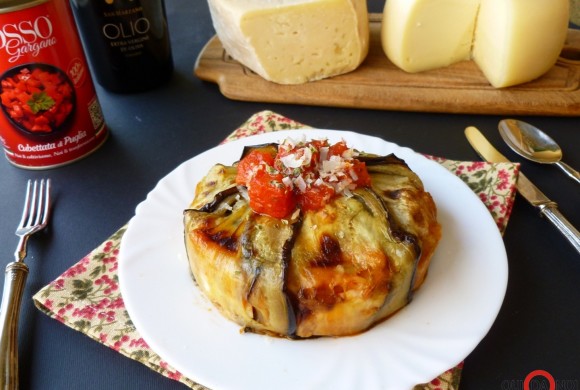 Timballo di penne, melanzane, Casciotta d’Urbino e pecorino